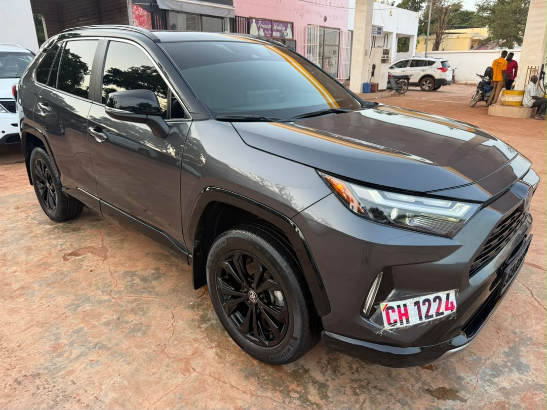 TOYOTA RAV 4 disponible